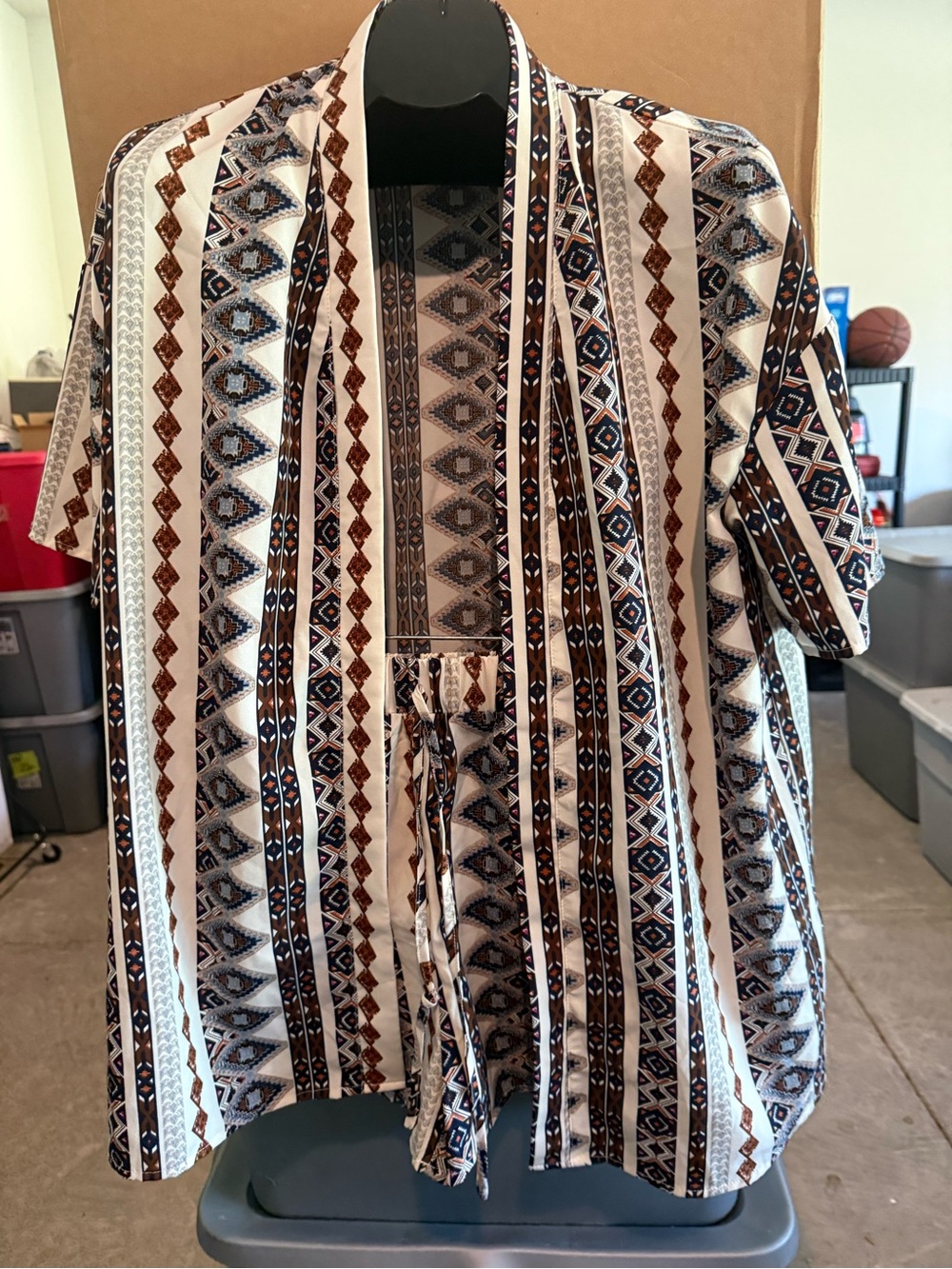 Open Front Short-Sleeve Shirt and shorts in Cream with Brown & Blue Pattern